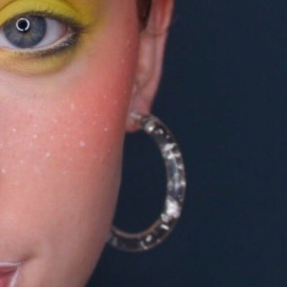 Transparent Resin with silver accents hoops - Picture 4 of 4